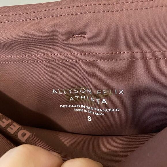 Athleta Legend 7/8 Tight - Picture 12 of 15